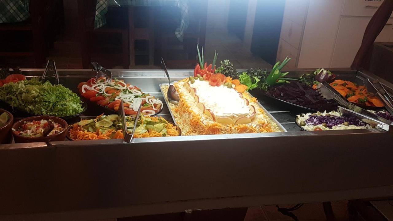 Hotel Ferreira 아파레시다 외부 사진
