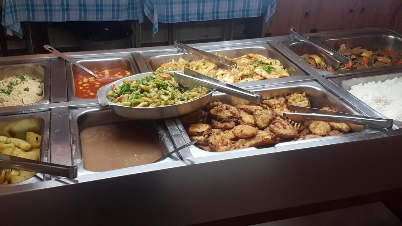 Hotel Ferreira 아파레시다 외부 사진